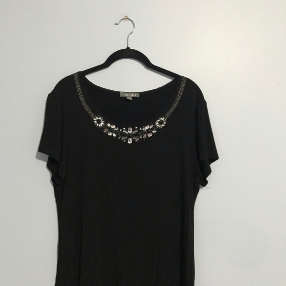 Roz & Ali Floral Sequin Neckline Top - Picture 2 of 6